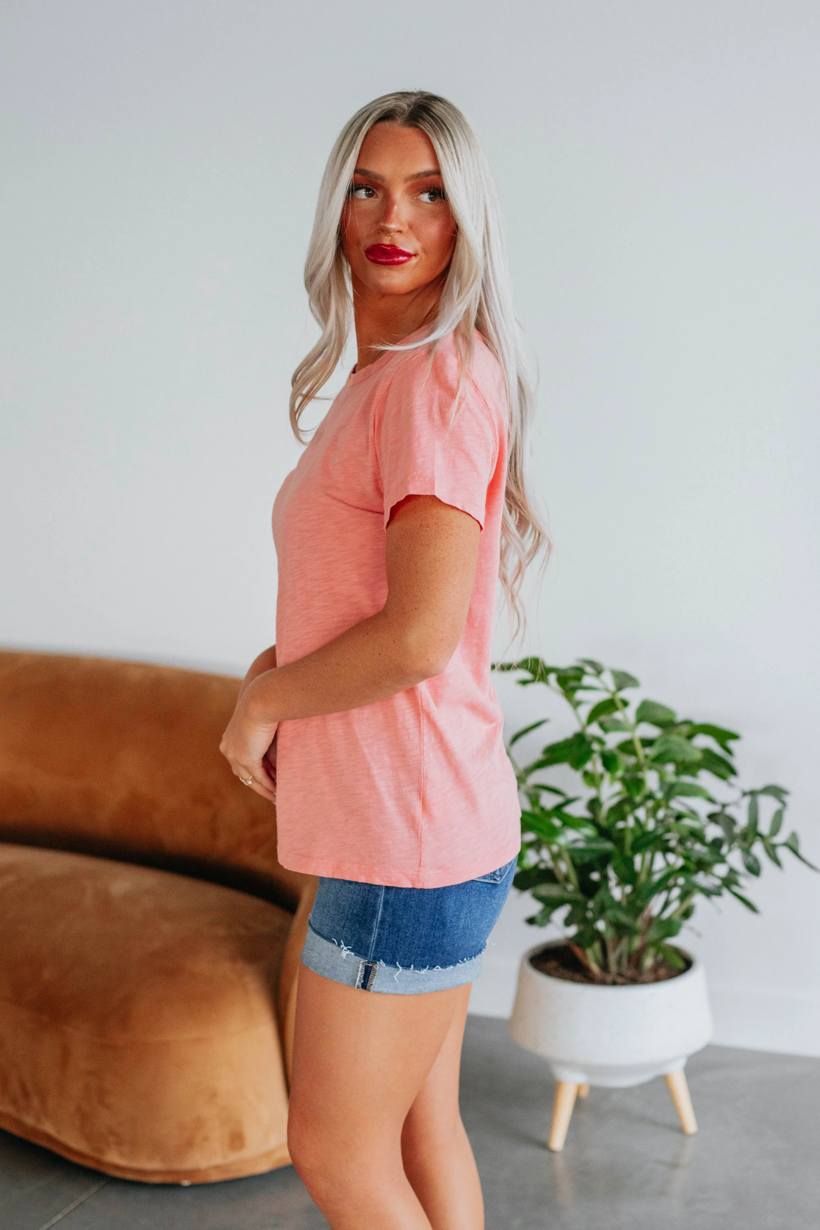 Carolina Basic Tee - Desert Flower